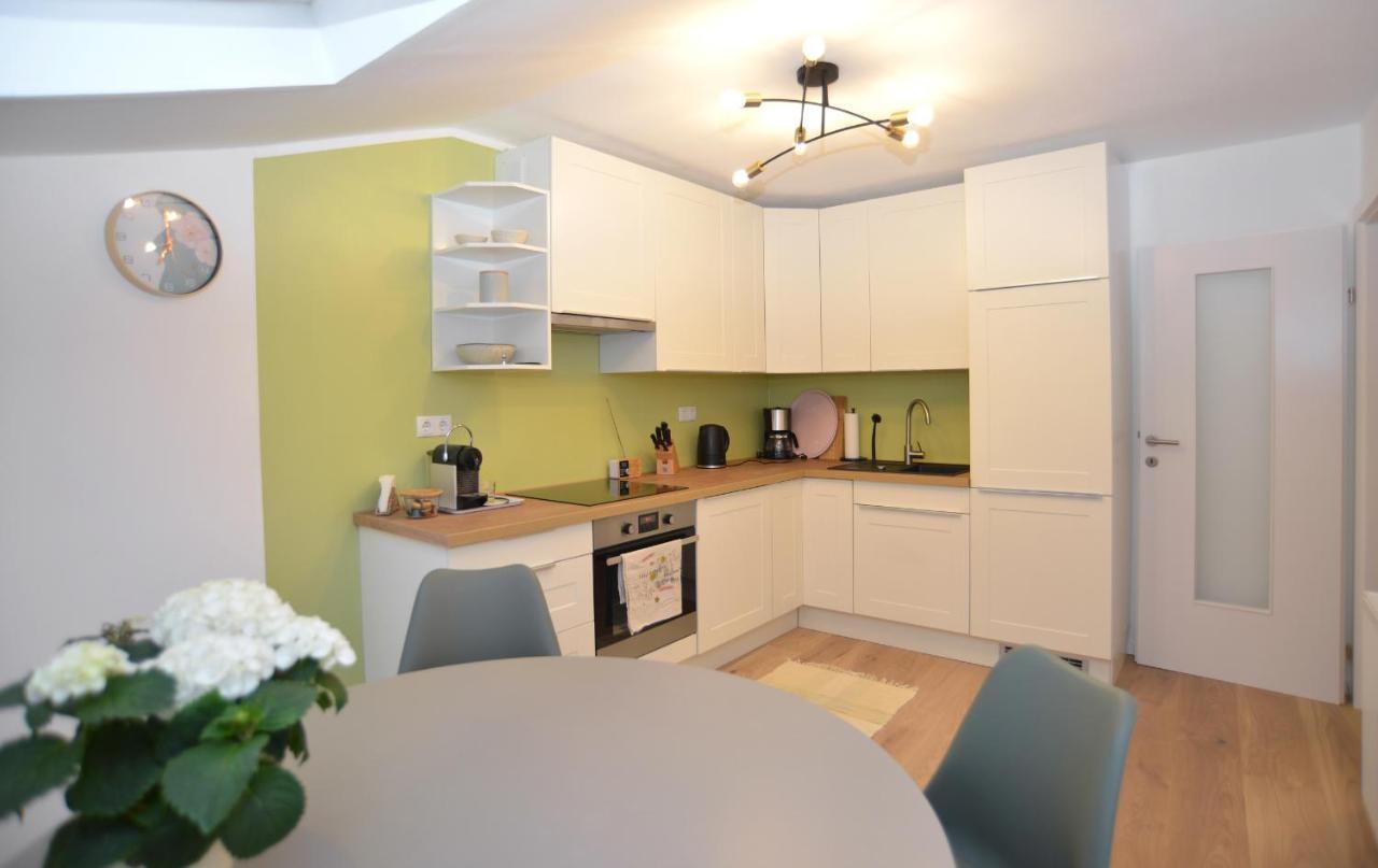 Ferienwohnung Innsbruck-Vill Екстериор снимка