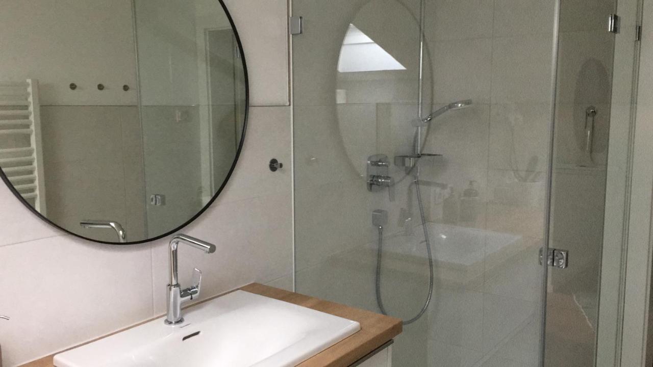 Ferienwohnung Innsbruck-Vill Екстериор снимка